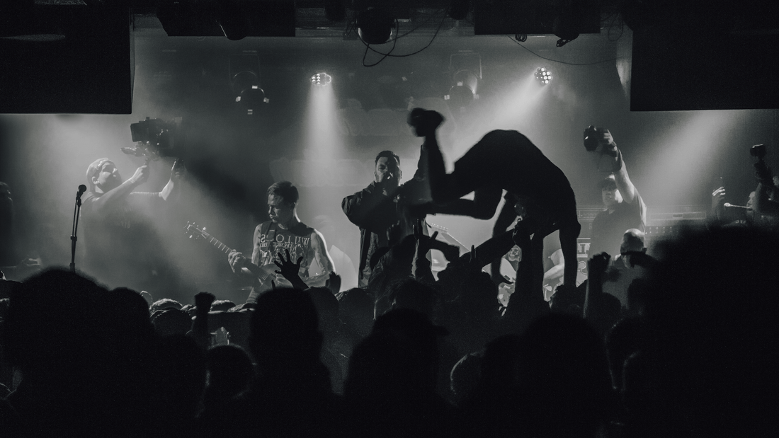 Left-Handed Punk Rock Legends – Lefties' Rights